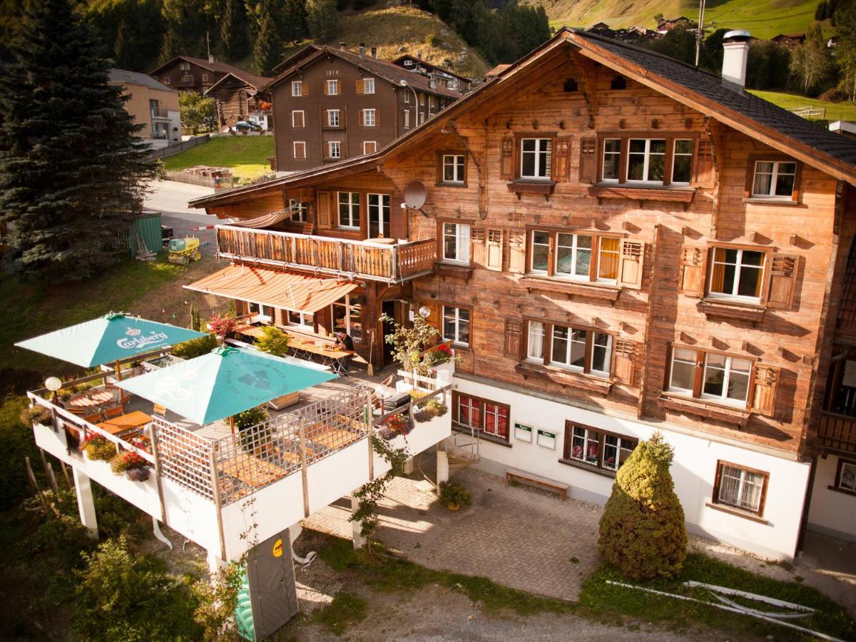 Nangijala Hostel Disentis Eksteriør billede